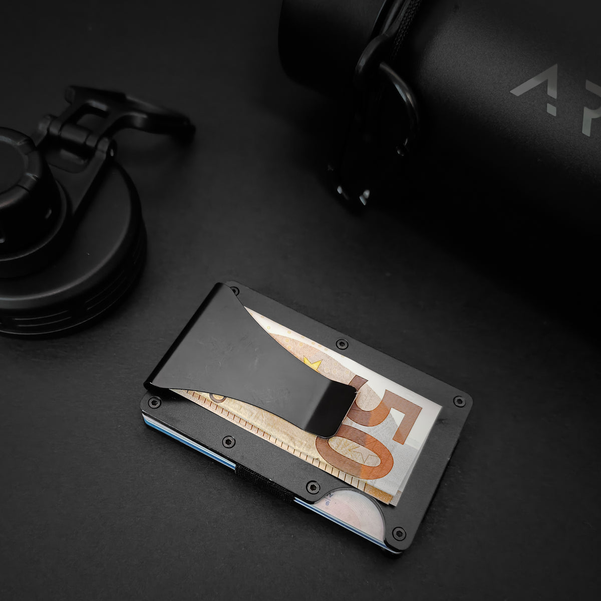 RFID BLOCKING CARD WALLET