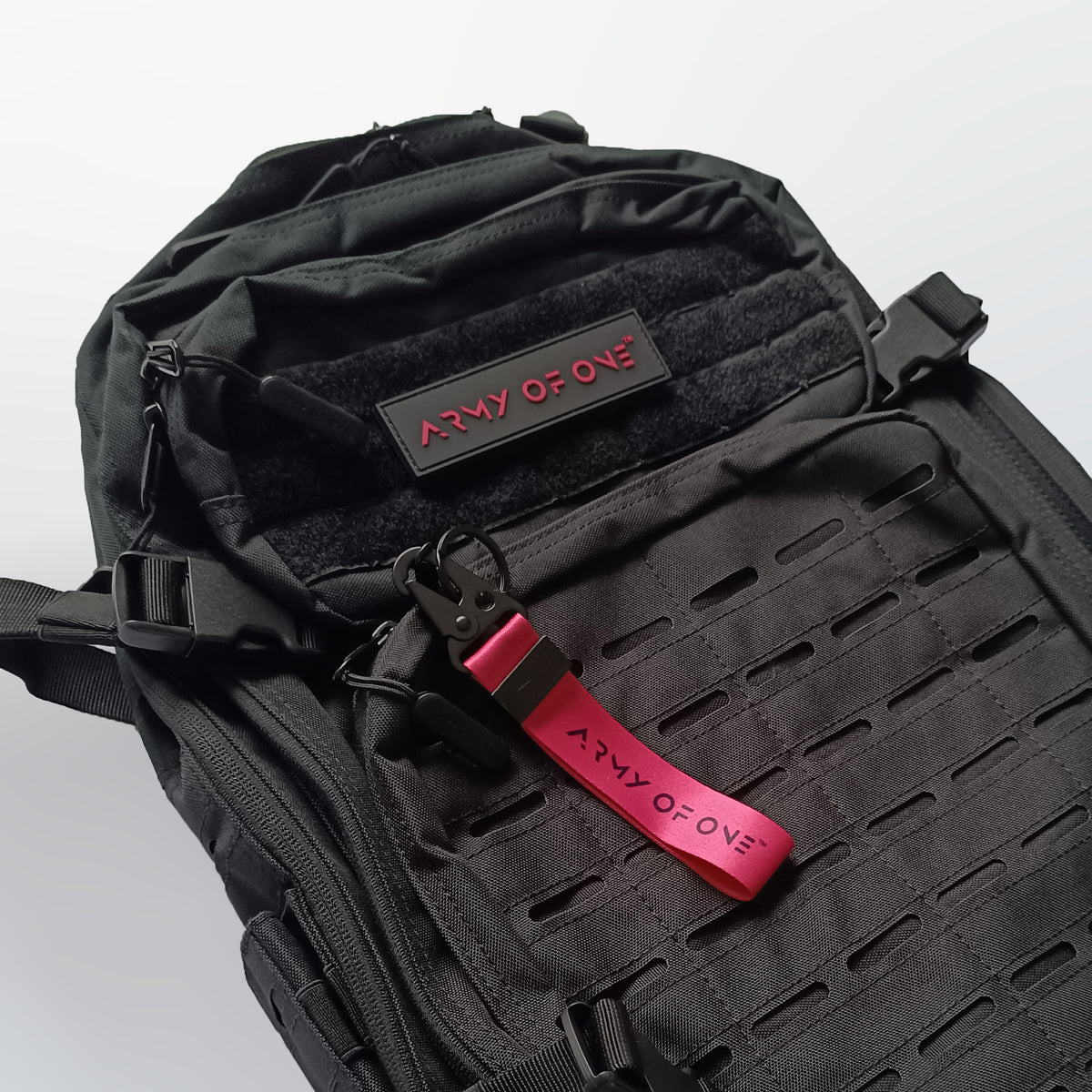 𝗧𝗛𝗘 𝗢𝗡𝗘 - 45L Pack (Black / Pink)